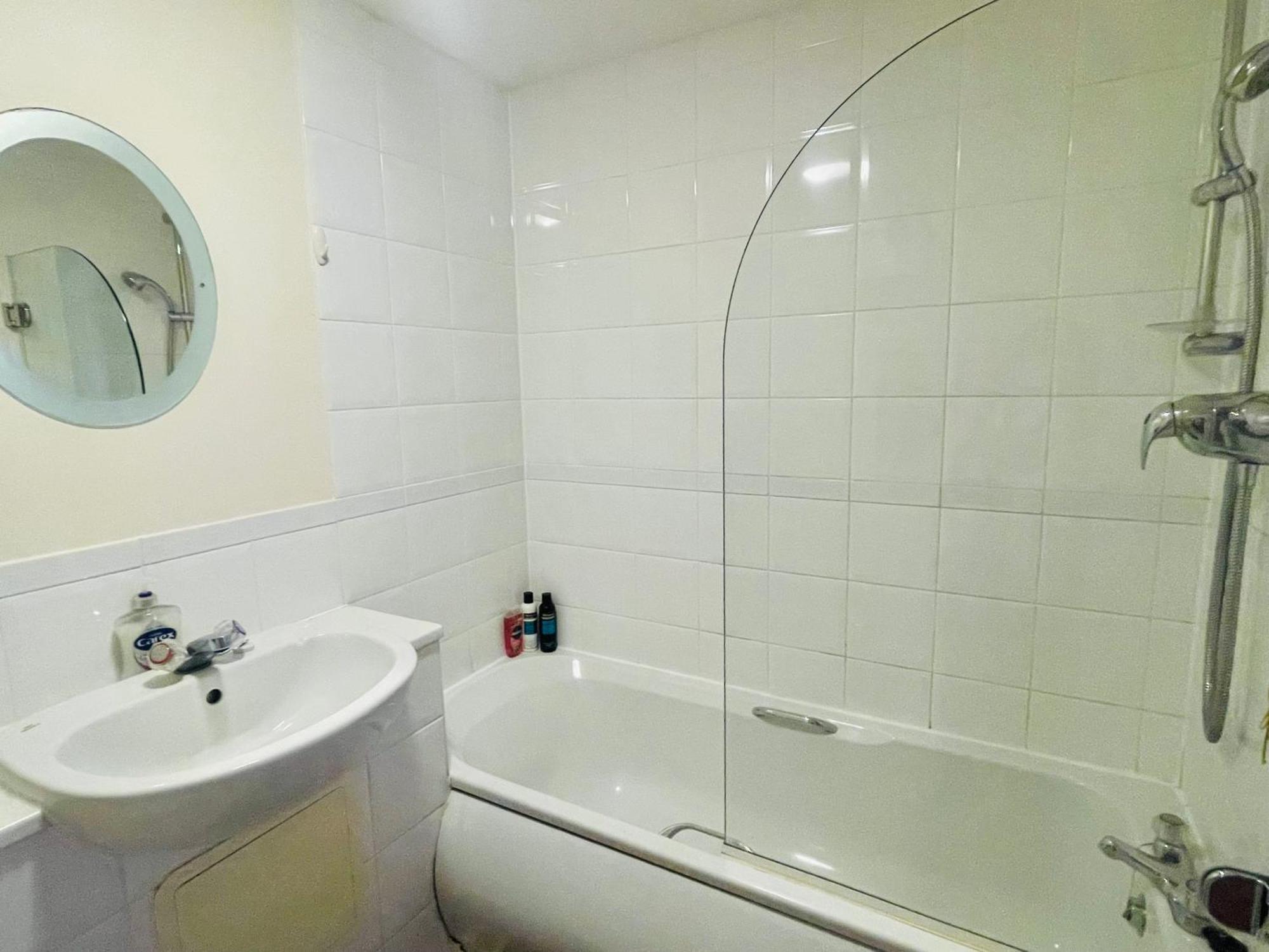 Bright Fun Relaxing Apartment In The Heart Of Epsom Exterior foto